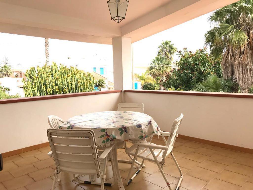 Appartamento Con Veranda Primo Piano Reitani Kültér fotó